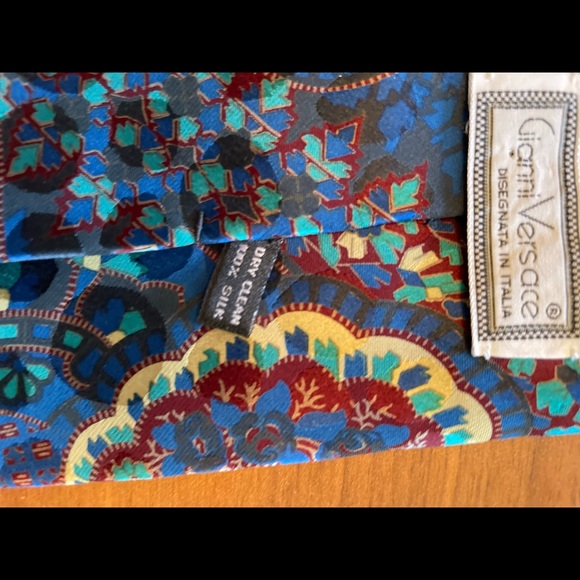 Boho Versace Tie - Picture 3 of 5